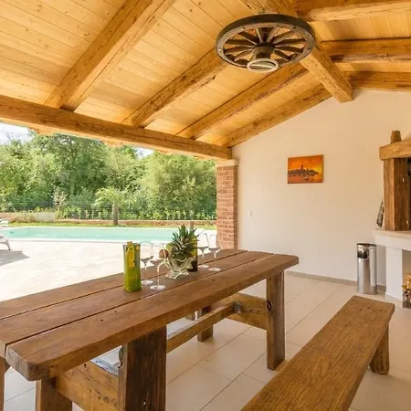 Tijana Villa