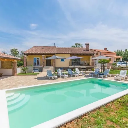 Tijana Villa